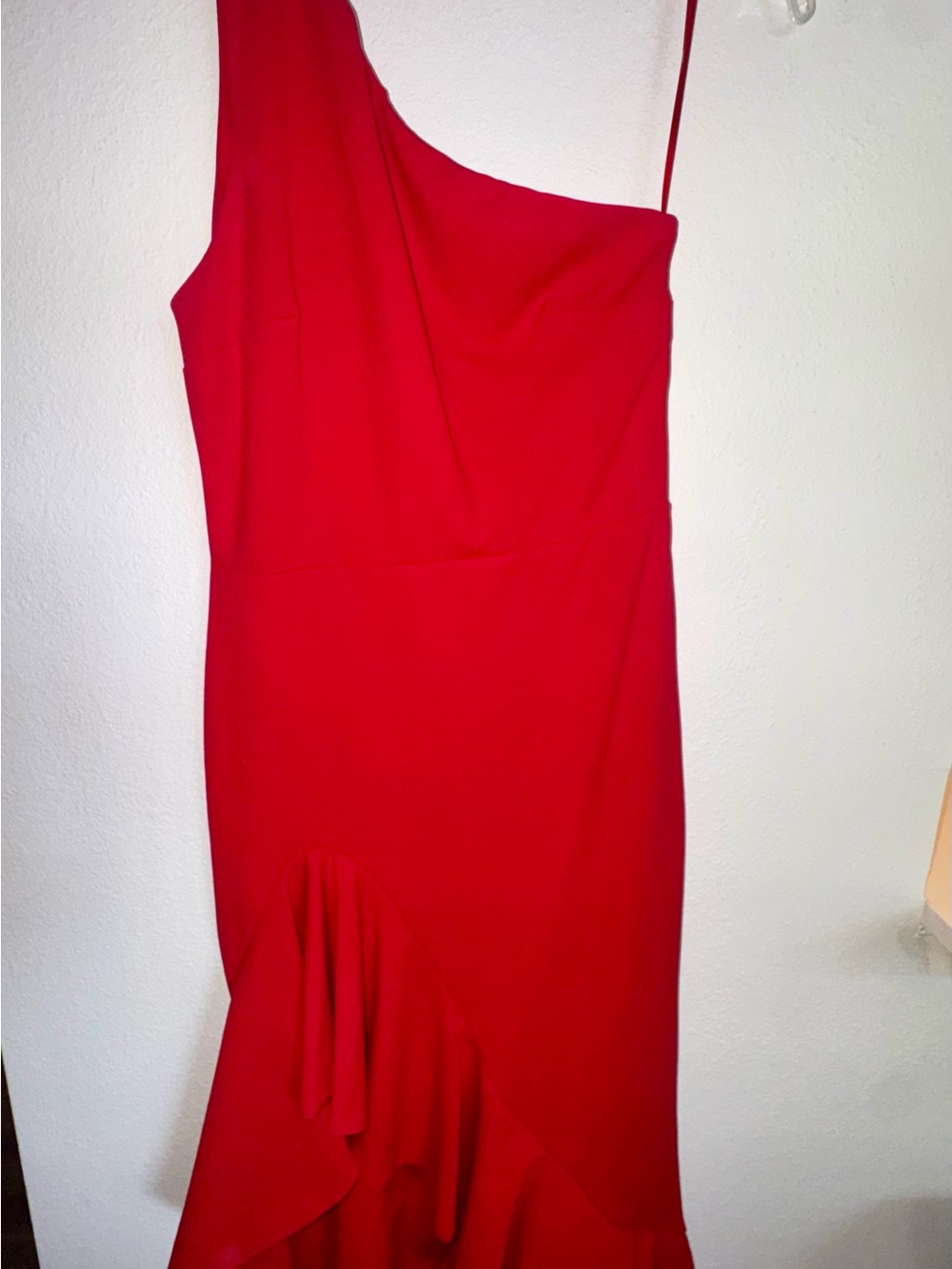 Asymmetric One-Shoulder Red Ruffle Midi Dress - Picture 5 of 5